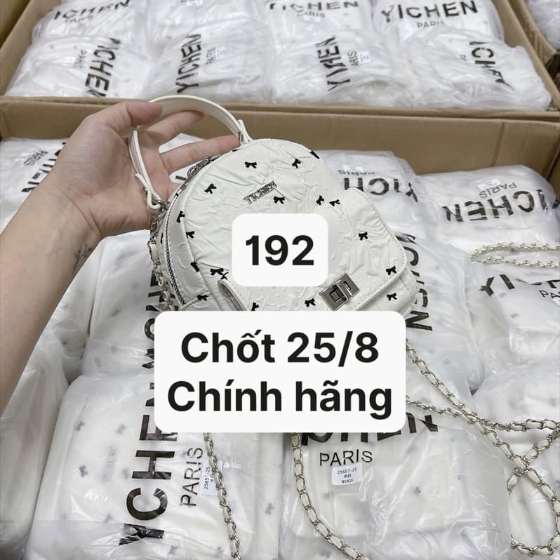 25/08 Balo trắng nơ size nhỏ kèm charm #M25667