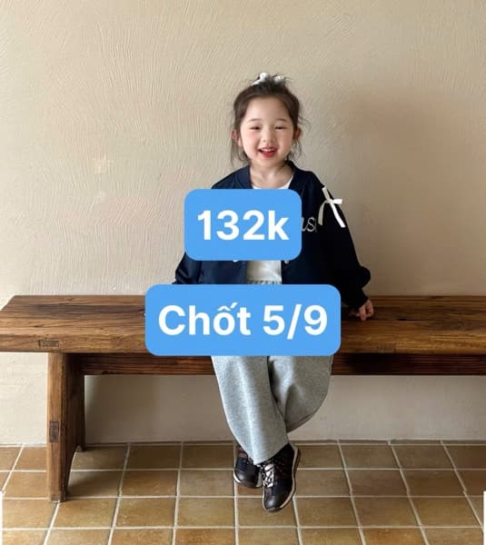 05/09 Áo khoác bóng chày đính nơ cho bé gái #N05903 - 140